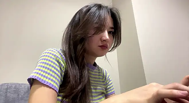 Snapshot of AleciaGeidner chatting on 02-23-26, 07:11 AleciaGeidner online show from 02-23-26, 07:11