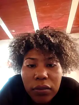 Snapshot of MarySweetieHot chatting on 02-25-26, 06:17 MarySweetieHot online show from 02-25-26, 06:17