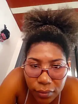 Snapshot of MarySweetieHot chatting on 03-03-26, 05:41 MarySweetieHot online show from 03-03-26, 05:41