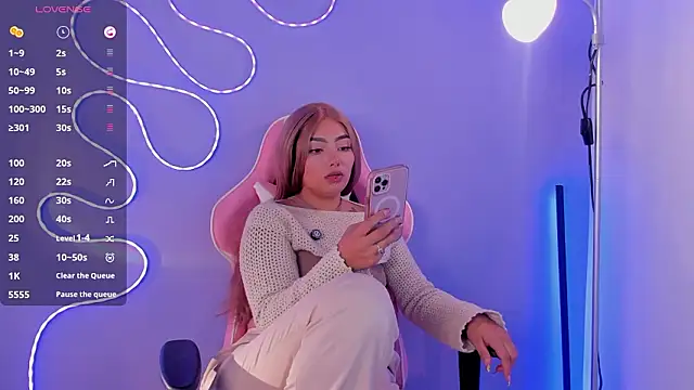 Snapshot of NinaAngel6 chatting on 03-14-26, 01:38 NinaAngel6 online show from 03-14-26, 01:38