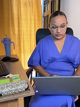 Valentina Liora online show from 03-09-26, 04:22