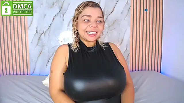 CasieBigtits online show from 03-21-26, 12:43