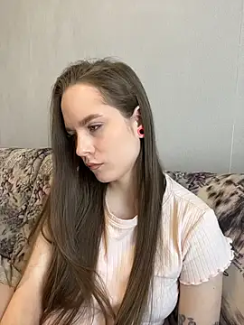 Snapshot of DivaAurum chatting on 03-04-26, 07:36 DivaAurum online show from 03-04-26, 07:36