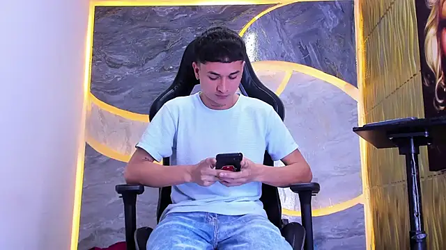 Snapshot of Matheus_Ic_ chatting on 02-26-26, 07:24 Matheus Ic online show from 02-26-26, 07:24