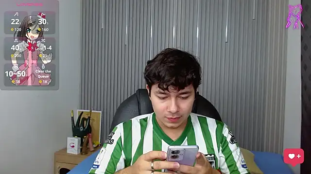 Snapshot of Julian_Smith21 chatting on 05-17-26, 12:30 Julian Smith21 online show from 05-17-26, 12:30