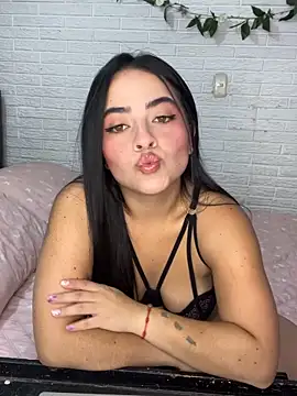 Snapshot of Ivonneadams chatting on 02-24-26, 11:58 Ivonneadams online show from 02-24-26, 11:58