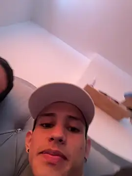 Snapshot of HarryGaze chatting on 03-06-26, 01:51 HarryGaze online show from 03-06-26, 01:51