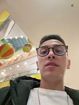 Snapshot of Thiago_Jones1 chatting on 03-15-26, 03:12 Thiago Jones1 online show from 03-15-26, 03:12