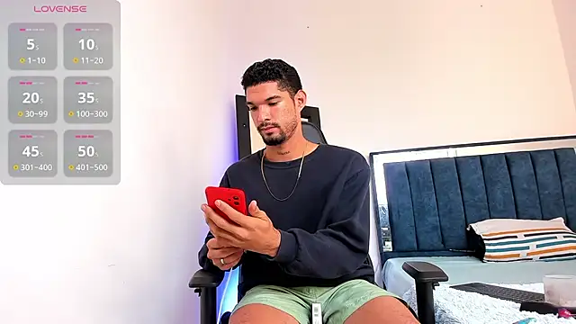 Snapshot of CarlosHotVibes chatting on 03-04-26, 12:44 CarlosHotVibes online show from 03-04-26, 12:44