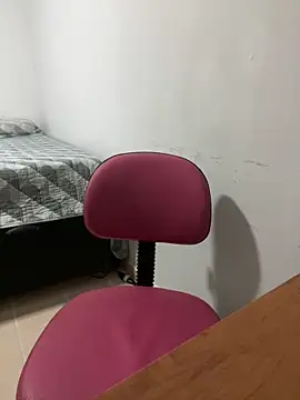 Snapshot of Cristal2342 chatting on 03-07-26, 02:30 Cristal2342 online show from 03-07-26, 02:30