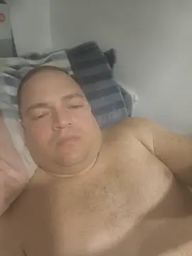 Snapshot of elcaste69 chatting on 03-12-26, 01:01 elcaste69 online show from 03-12-26, 01:01