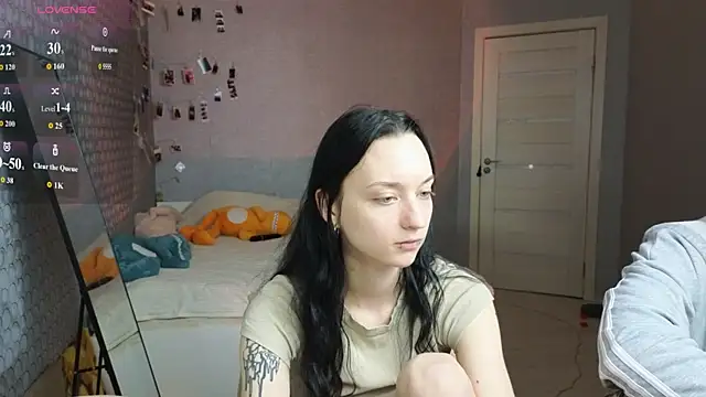 LuxuryLoverss online show from 04-29-26, 05:30