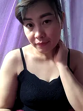 Snapshot of juicy-milu chatting on 03-05-26, 12:28 juicy-milu online show from 03-05-26, 12:28