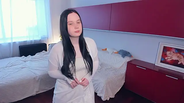 LynnaNull online show from 03-09-26, 11:25