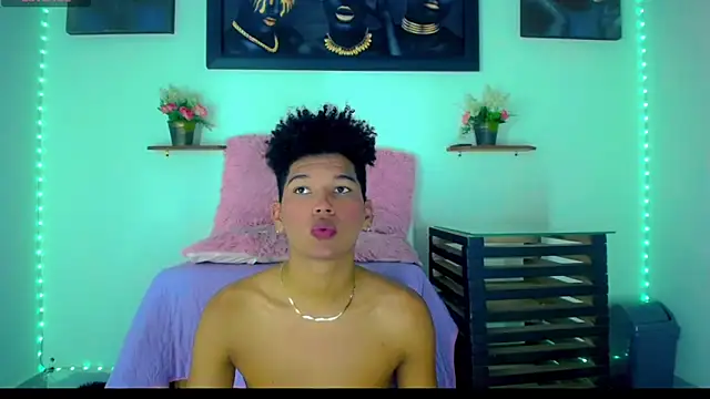 Snapshot of Sebastian_-D chatting on 03-05-26, 10:28 Sebastian -D online show from 03-05-26, 10:28