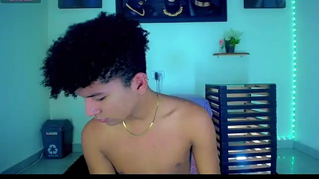 Snapshot of Sebastian_-D chatting on 03-13-26, 09:10 Sebastian -D online show from 03-13-26, 09:10