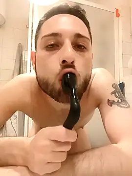 Snapshot of secret_secret1 chatting on 03-05-26, 01:34 secret secret1 online show from 03-05-26, 01:34