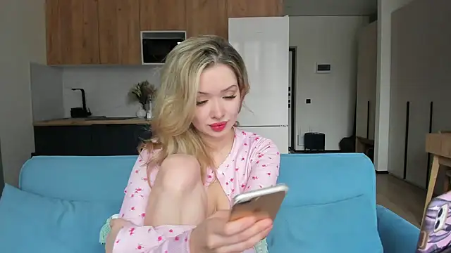 CassandraArmas online show from 03-20-26, 01:05