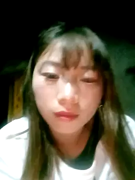 Snapshot of Xuka-xx chatting on 03-10-26, 03:28 Xuka-xx online show from 03-10-26, 03:28