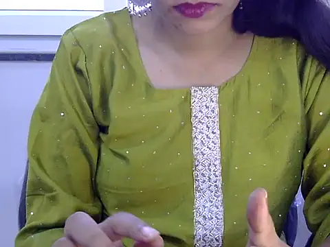Neha Sharma2 online show from 05-28-26, 10:56