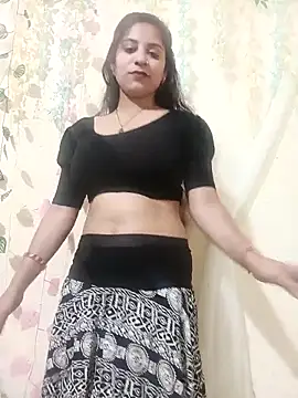 Snapshot of lovely-girl99 chatting on 03-11-26, 04:18 lovely-girl99 online show from 03-11-26, 04:18