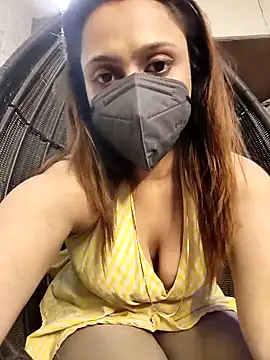 Snapshot of ChocoLustGirl chatting on 04-05-26, 02:14 ChocoLustGirl online show from 04-05-26, 02:14