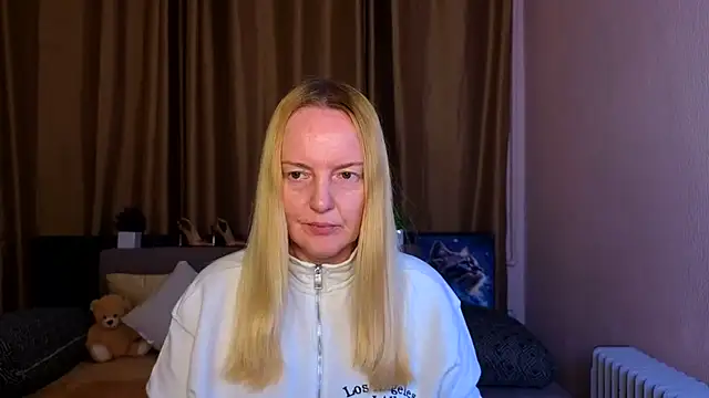 Bella soulmate online show from 06-13-26, 11:30