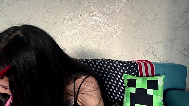 kishagrayone online show from 03-28-26, 12:49