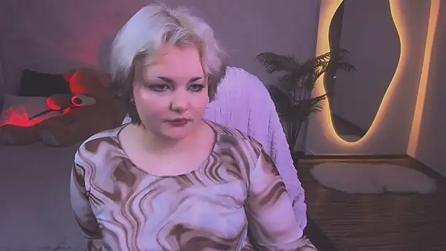 Snapshot of HwasaMoore chatting on 03-04-26, 08:37 HwasaMoore online show from 03-04-26, 08:37