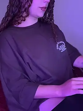 Snapshot of ZoeVixen chatting on 03-12-26, 03:40 ZoeVixen online show from 03-12-26, 03:40