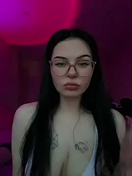 CindyMil online show from 06-12-26, 06:18