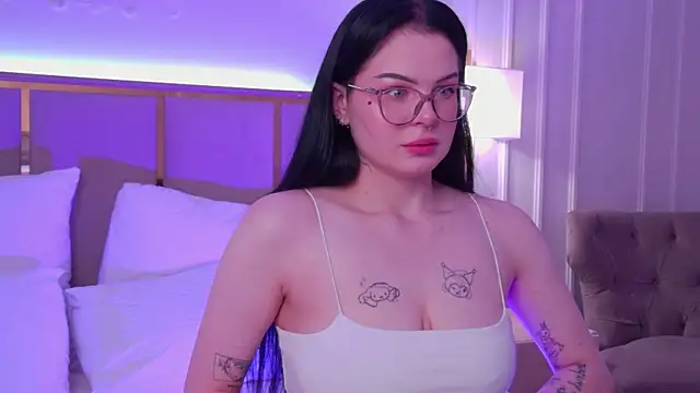 CindyMil online show from 06-29-26, 06:30