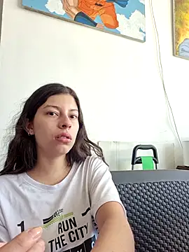 Snapshot of IrisBound chatting on 05-01-26, 01:59 IrisBound online show from 05-01-26, 01:59