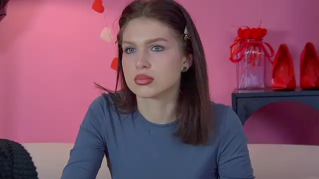 KristiClar online show from 02-25-26, 06:45