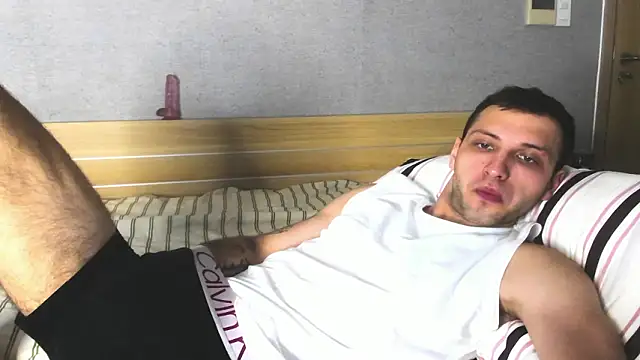 DarkRogue19 online show from 03-04-26, 05:46