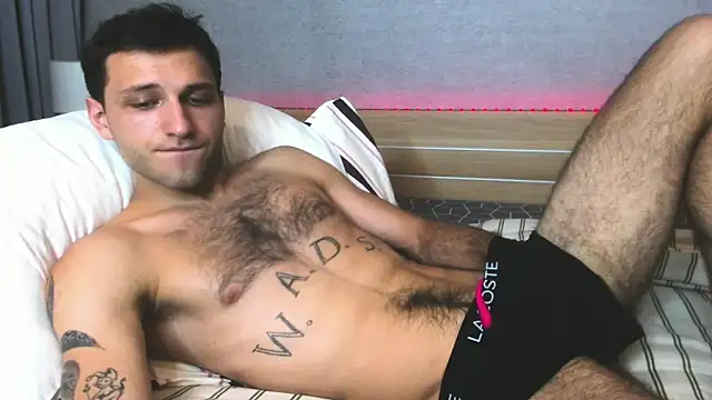 DarkRogue19 online show from 04-08-26, 04:07