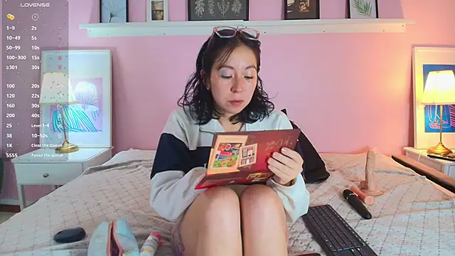 Abigailladyy online show from 07-13-26, 11:35