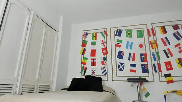 emily gaviria1 online show from 07-01-26, 12:07