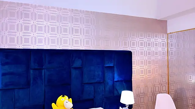 Cami Rousse online show from 04-07-26, 12:16