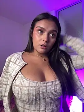 Sofia lovee0 online show from 02-24-26, 09:57