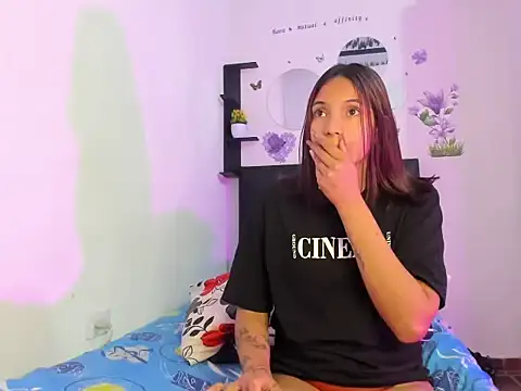 Snapshot of sapphire_brown20 chatting on 03-07-26, 12:29 sapphire brown20 online show from 03-07-26, 12:29