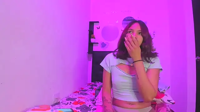 sapphire brown20 online show from 04-17-26, 03:31