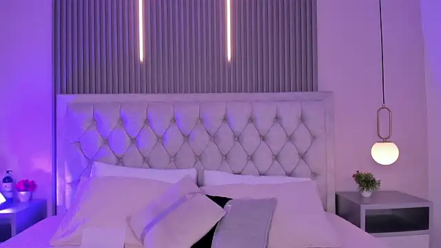 Snapshot of Valeria_cute18 chatting on 03-12-26, 08:37 Valeria cute18 online show from 03-12-26, 08:37