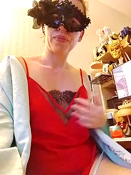 lily2022 online show from 02-26-26, 05:45