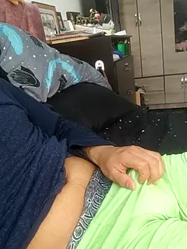 Andcas041 online show from 04-23-26, 04:09