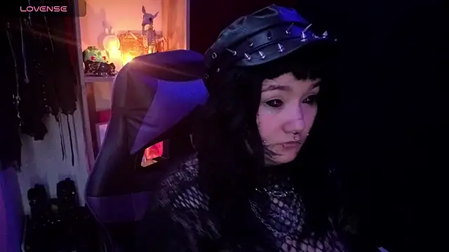 aradia 66 online show from 05-18-26, 03:35