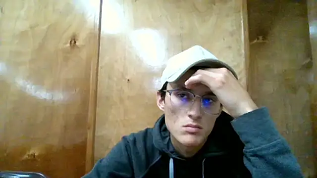 Snapshot of harfuch chatting on 05-15-26, 10:50 harfuch online show from 05-15-26, 10:50