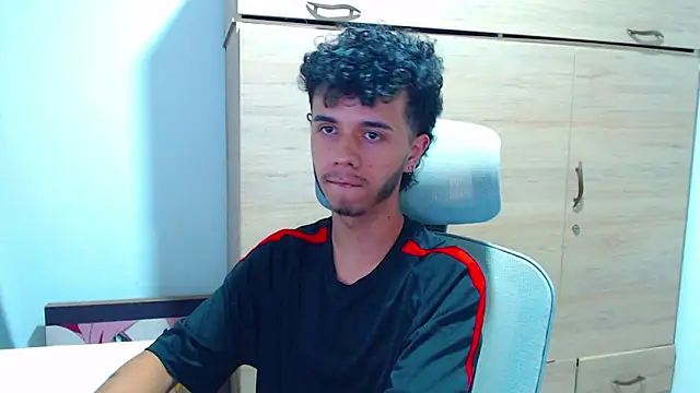 Snapshot of axeldarkk chatting on 02-23-26, 11:24 axeldarkk online show from 02-23-26, 11:24