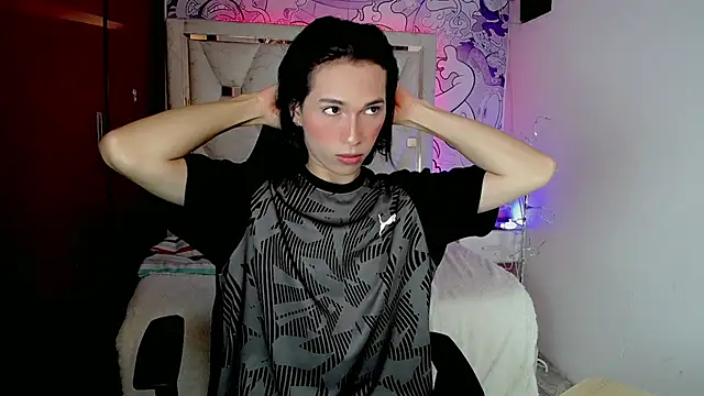 Larry craft online show from 04-22-26, 08:43