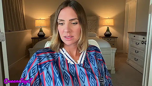 Queenjayj online show from 07-06-26, 04:20
